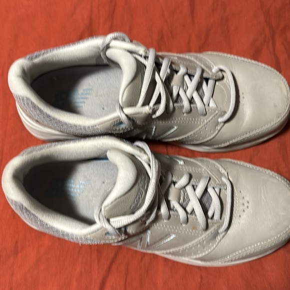 New Balance 928v3 Leather Walking Shoe pre-owned in great condition! - Picture 2 of 6